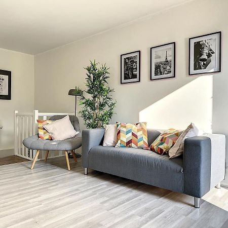 Charmant Appartement Avec Terrasse Parking Ispagnac Exterior photo